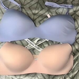 Victoria's Secret Bra Set - Lavender and Peach NWOT wire free